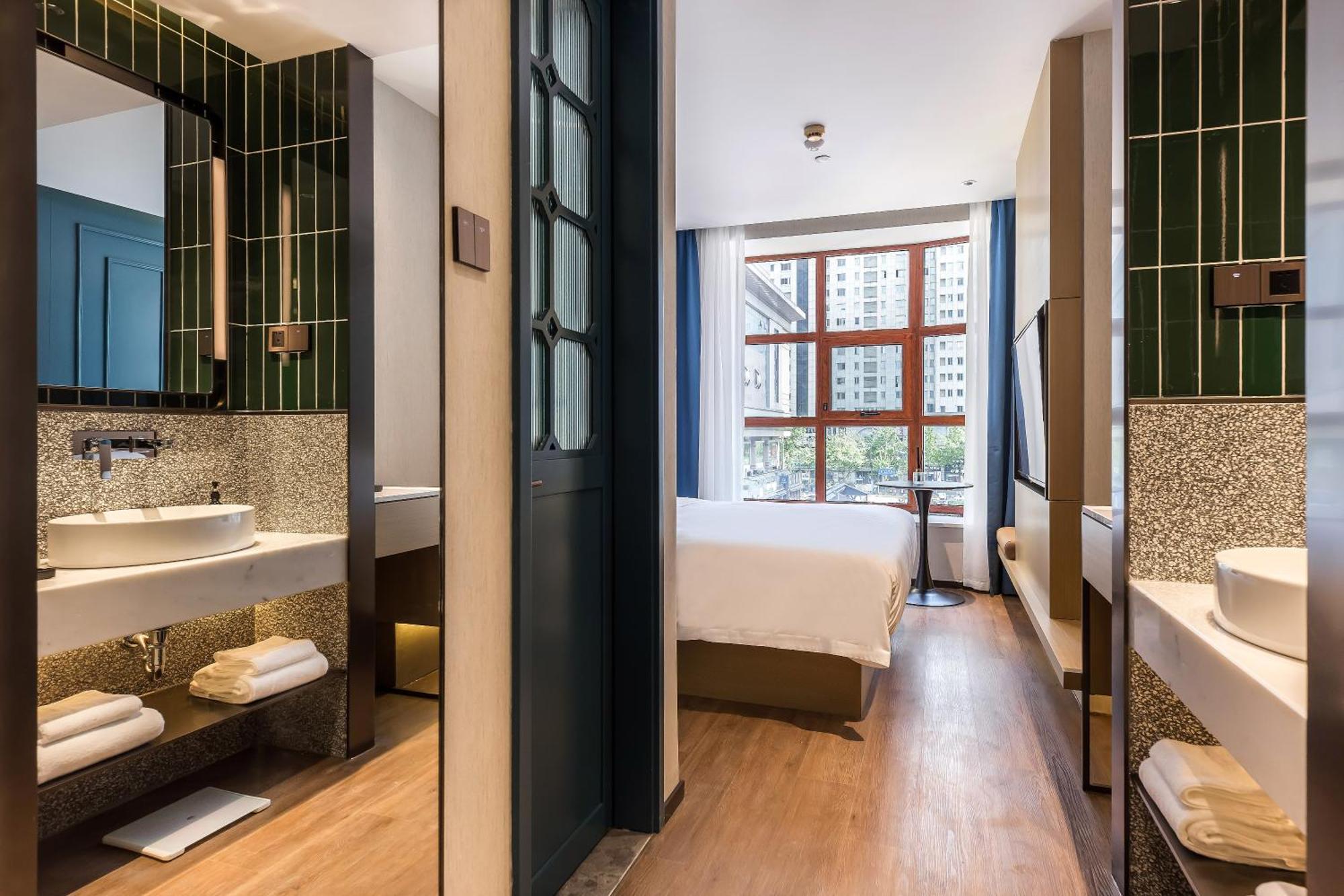 Hotel Jl Boutique Bund Pedestrian Street Store 3*